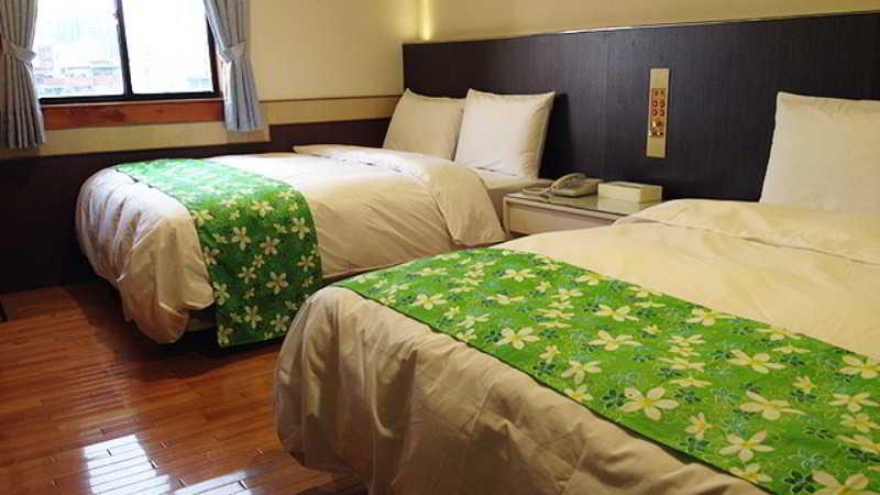 Galaxy Hotel Чжунли Екстериор снимка