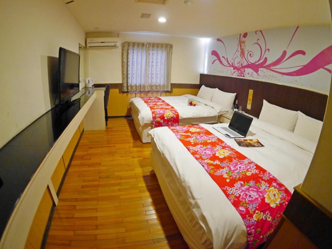 Galaxy Hotel Чжунли Екстериор снимка