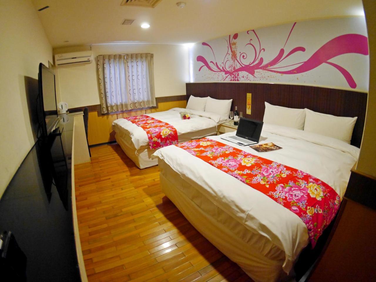 Galaxy Hotel Чжунли Екстериор снимка